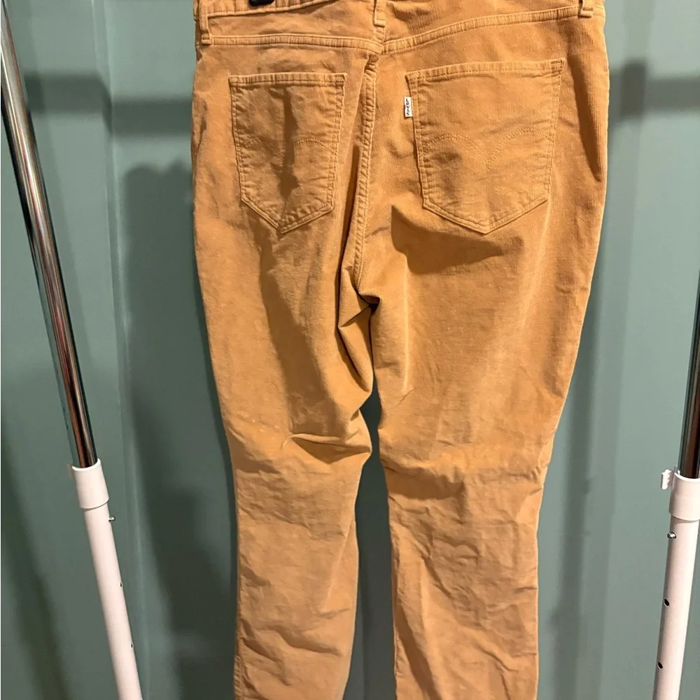 Levi’s 725 High Rise Bootcut Corduroy Pants - Picture 2 of 3